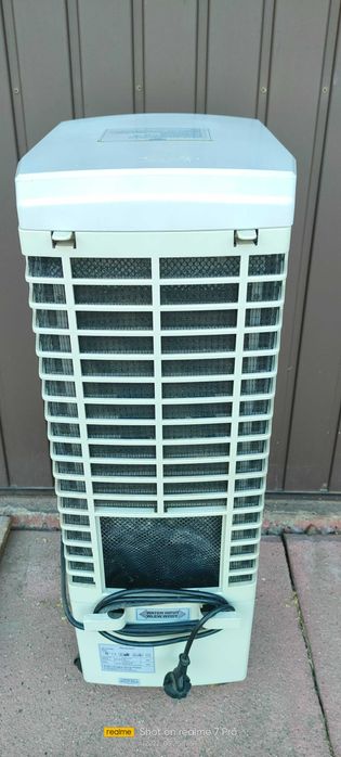 Klimatyzator firmy Ravanson o mocy 80W + pilot