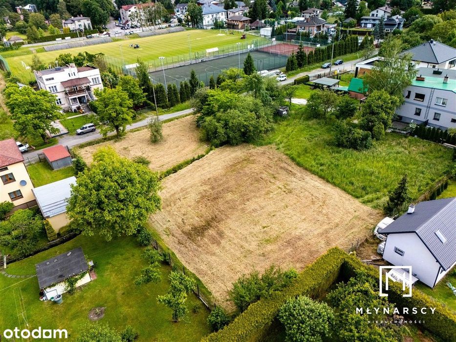 Płaska,prostokątna działka budowlana w Wilkowicac - Widok 2
