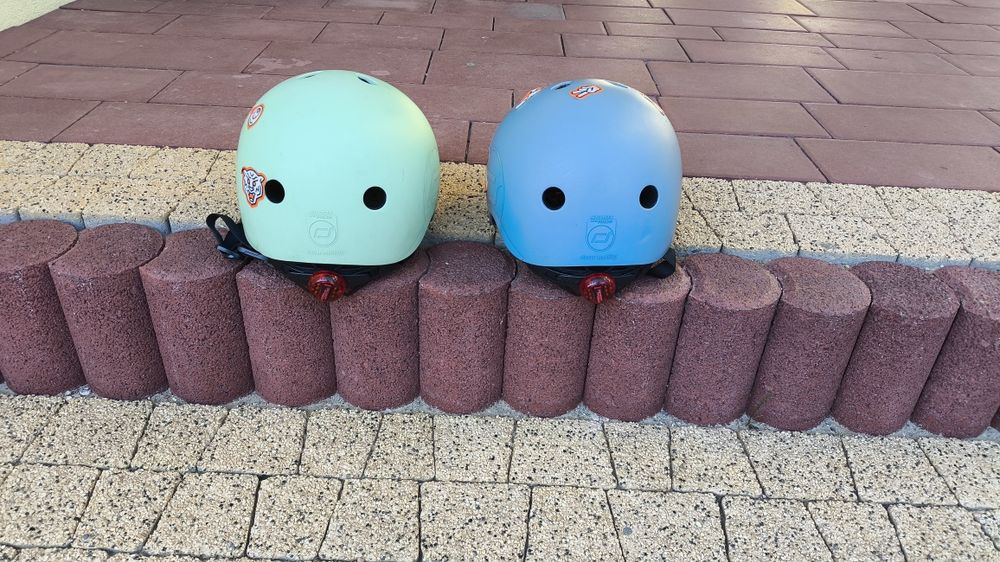 Kask Scoot and ride S/M 51-55 cm