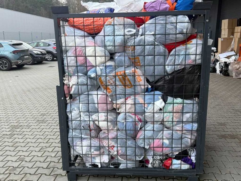 Odzież używana niesortowana ze Szkocji - Bezpośredni importer!
