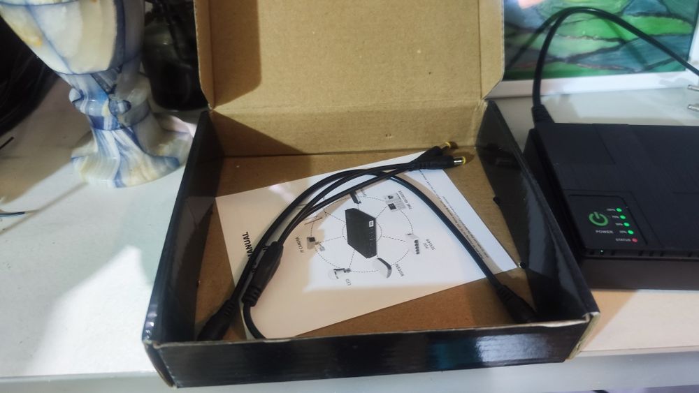 Мини упс 18w, резервне питание роутера 10400mah