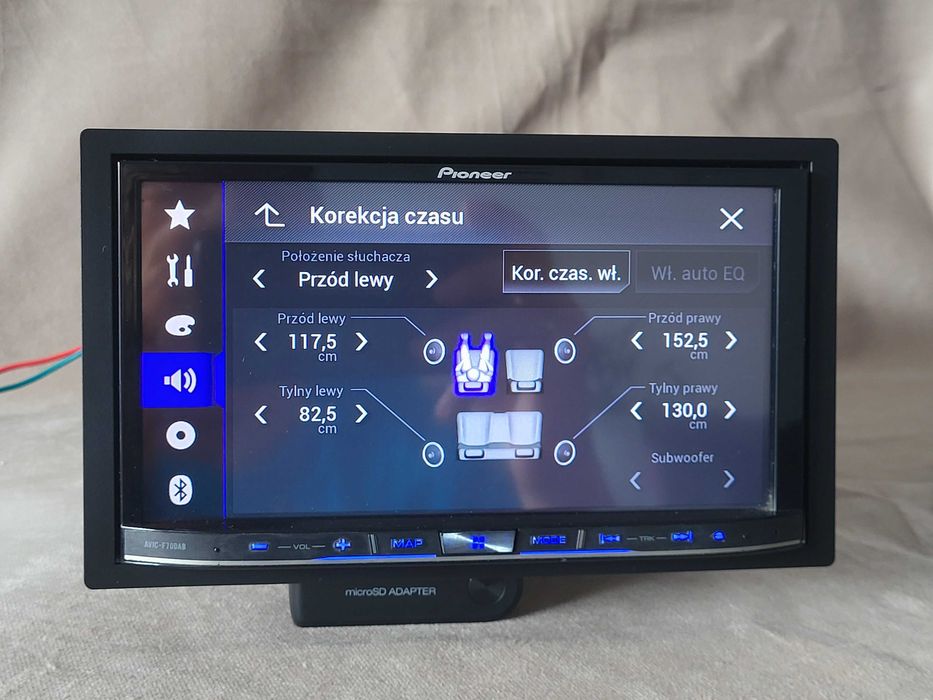 Pioneer AVIC-F70DAB Bluetooth USB/DVD Android Auto CarPlay 7 Cali