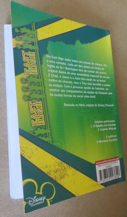 Livro Poesia em Movimento - High School Musical -Coleção Disney