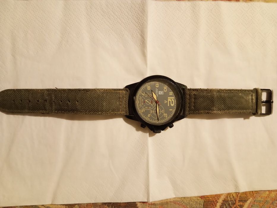 Relógio militar WTI (World Time International)