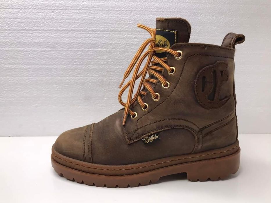 Trapery skórzane ocieplane Buffalo London Rozmiar 36