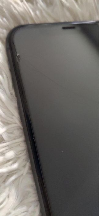 Iphone 11 bardzo dobry stan