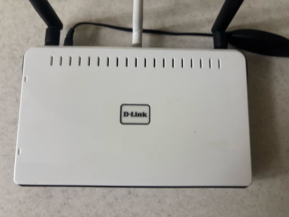 Wi-Fi роутер D-Link DIR-655 маршрутизатор Tp-Link