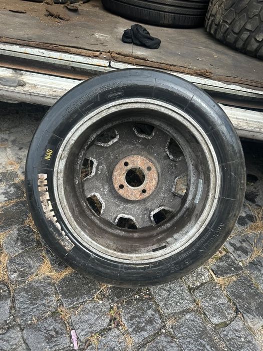 Vendo jantea renault com pneus