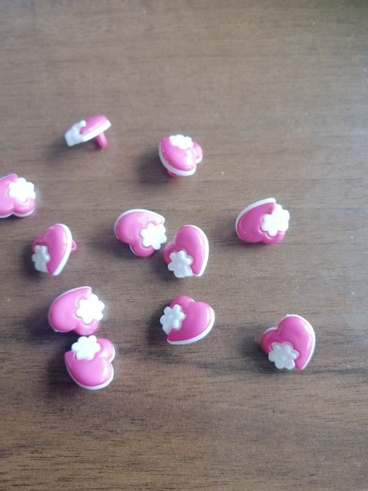 Guziki zestaw 11 sztuk