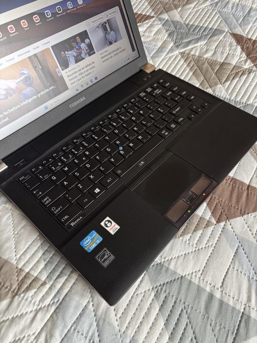 Toshiba Tecra R940