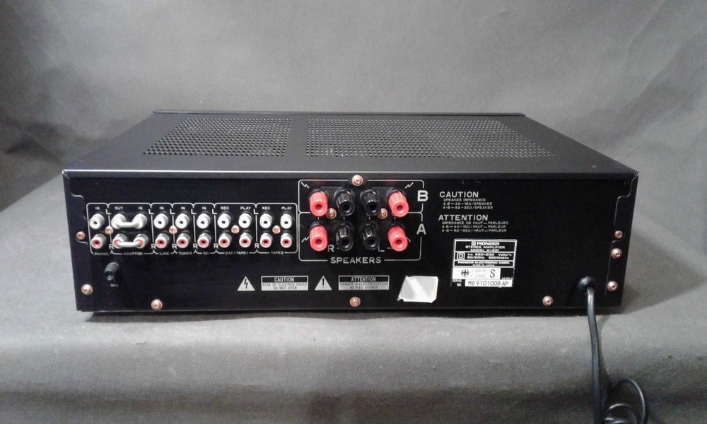 PIONEER A-401, wysoki model