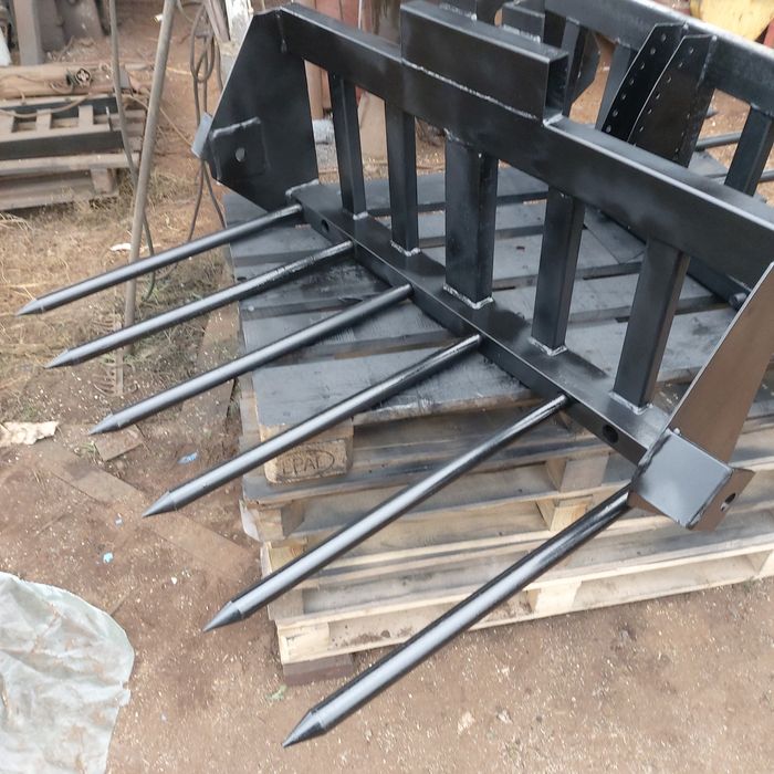 Widły obornika Tur1 Tur2 Tur4 C-330 C-360 Mtz T-25 Ferguson