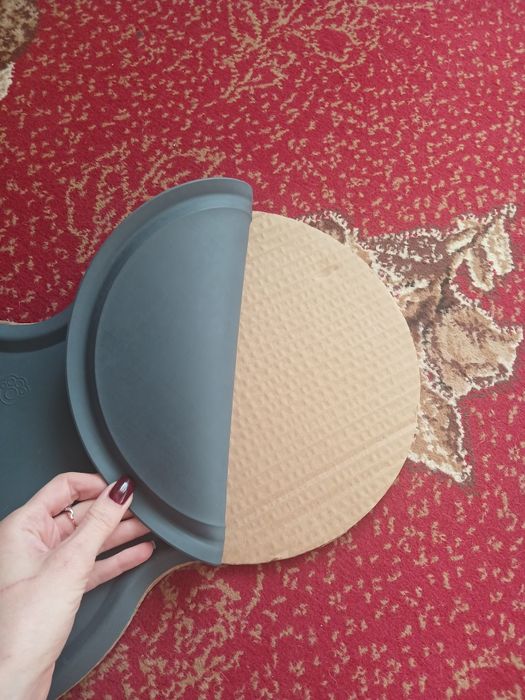 Продам підставку для годування тварин