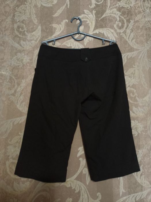 Чорні класичні шорти