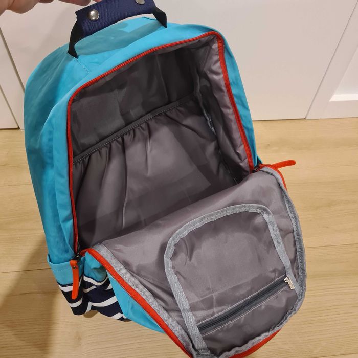 Mochila Nova Alças acolchoadas reguláveis