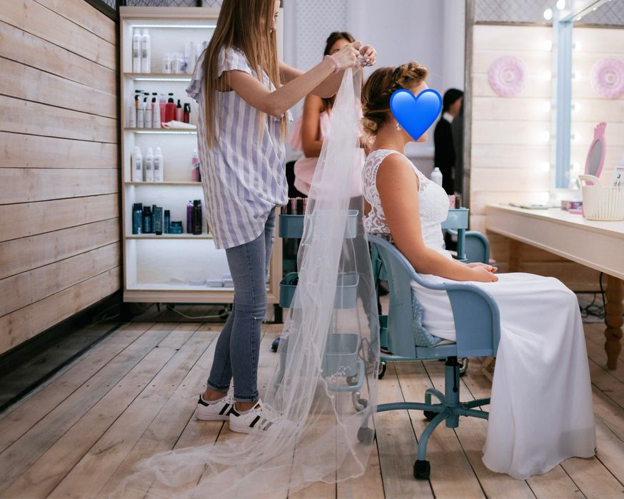 Невесомая фата в пол оттенка айвори