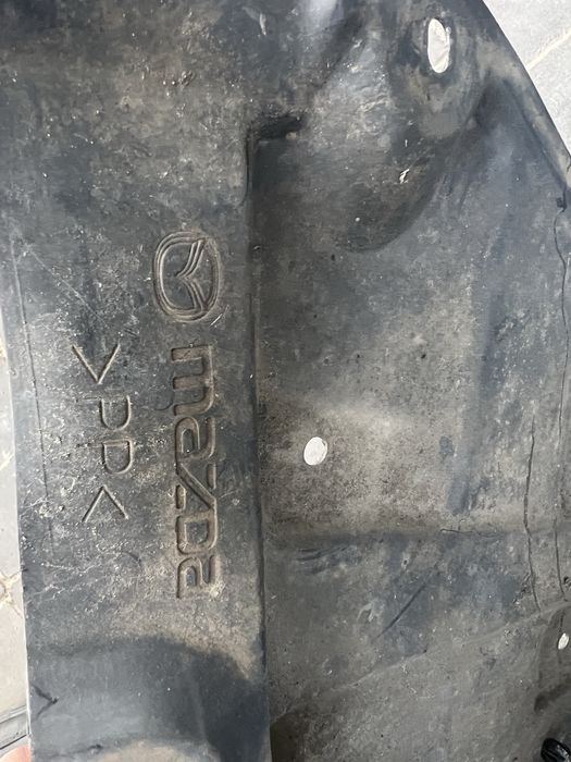 Mazda cx5 переді підкрилки.