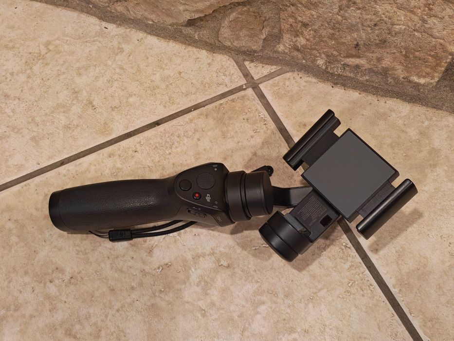 Estabilizador DJI OSMO ZM01