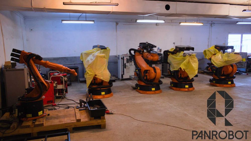 Skup robotów przemysłowych Pan Robot