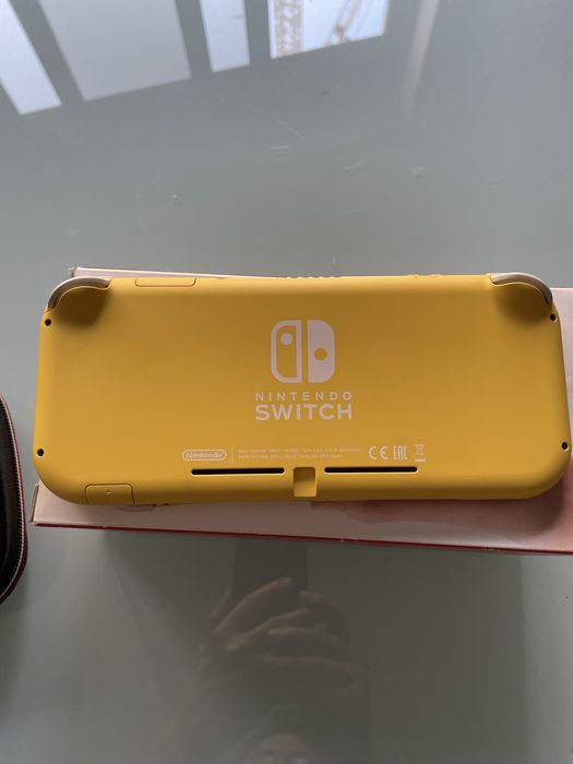 Nintendo switch lite + bolsa