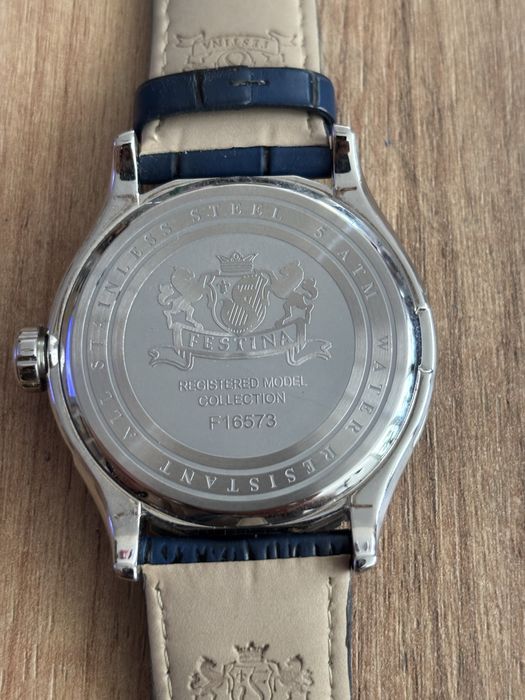 Festina Retro Multifunction F16573/7.