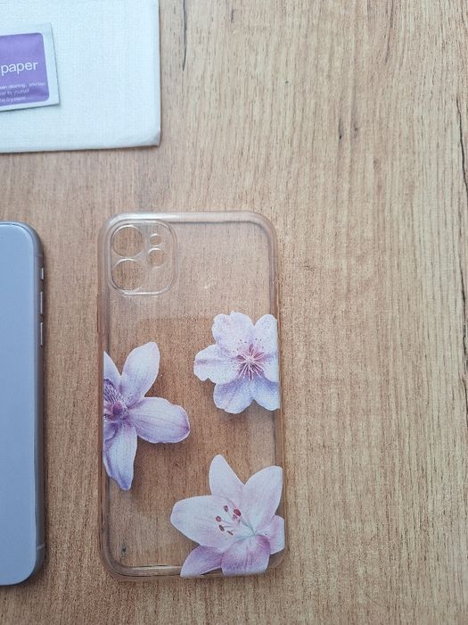 Iphone 11 stan idealny duży zestaw