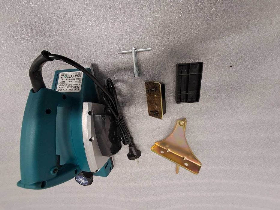 Strug elektryczny ręczny 800 W  11000 obrotów na minutę