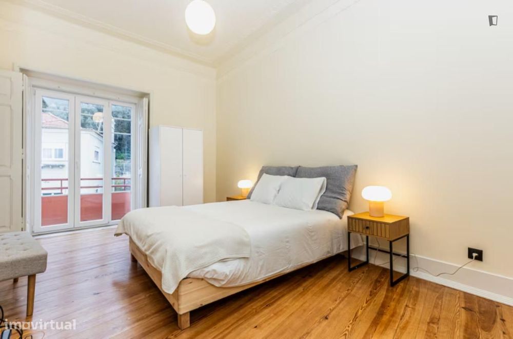 Quarto - localizado em Anjos Lisbon