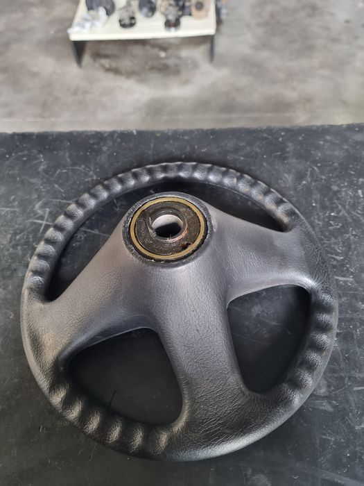 Volante Seat Ibiza 1998 111 000km