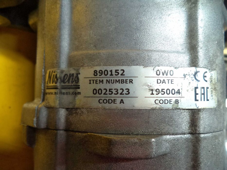 Компрессор кондиционера Chrysler Voyager 4 Dodge Caravan (3,3-3,8)