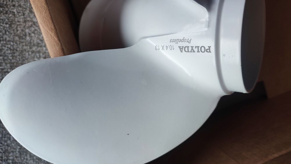 Продам гвинт нержавійка 13 1/2* 18", гвинти Ямаха 40-60