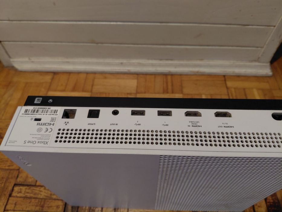 Xbox one S  biały