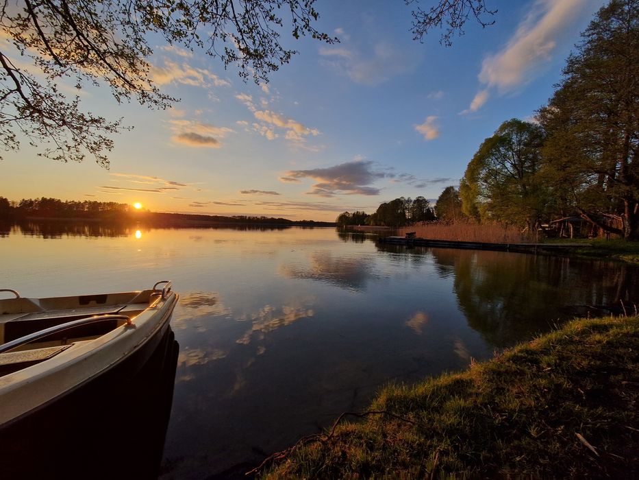 Wakacje 2025! Domek nad jeziorem, prywatna plaża. AUGUSTÓW