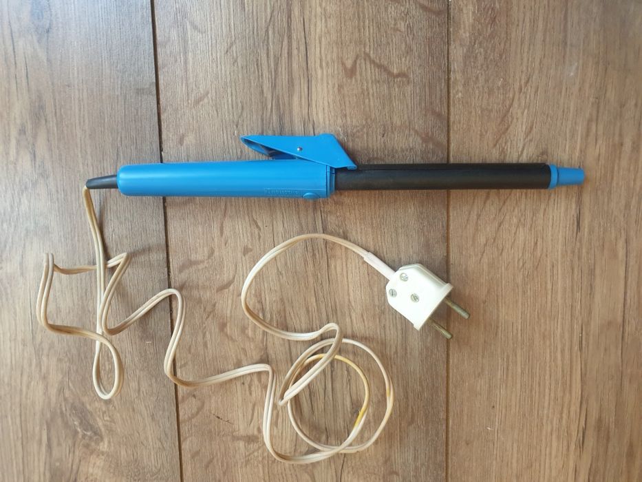 Фен, плойка для укладки волос