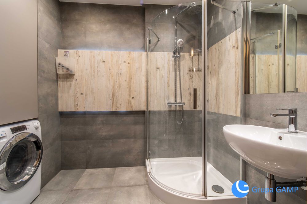 Zabłocie*Pasaż Podgórski*3-pok z oddzielną kuchnia