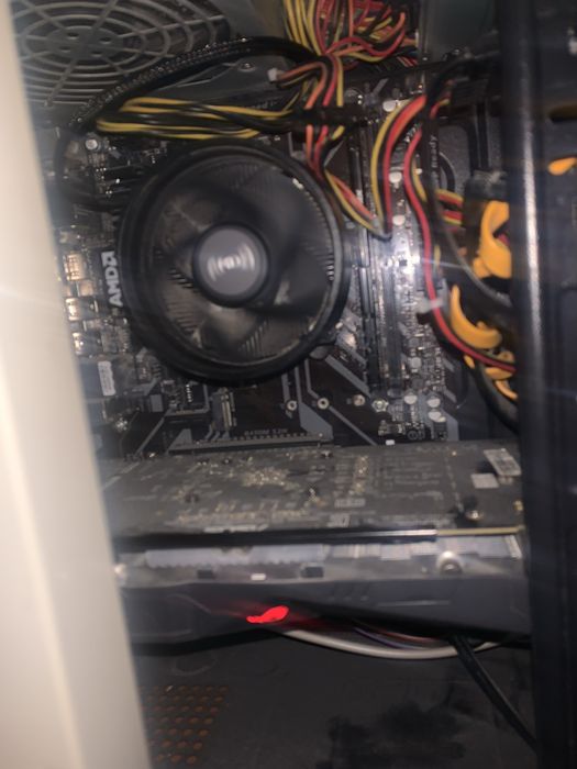 Комплект на базе ryzen 5 1500 (4*8)