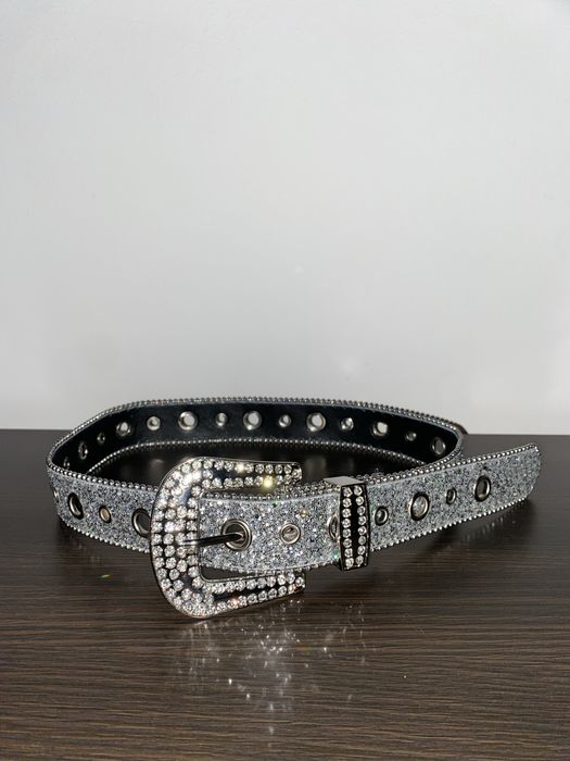 Nowy srebrny pasek w stylu y2k, z kryształkami