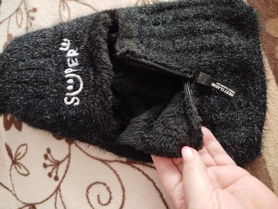 Śliczna czapka damska włochata z misiem stan idealny