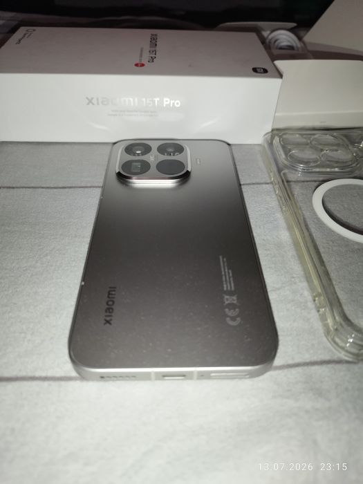 Продам xiaomi 15T pro 12/512 в відмінному стані
