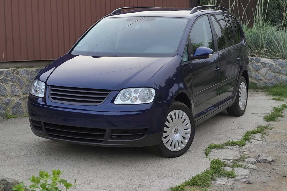 Авторозборка VW Тоуран доресталін Touran розборка шрот Тауран VW