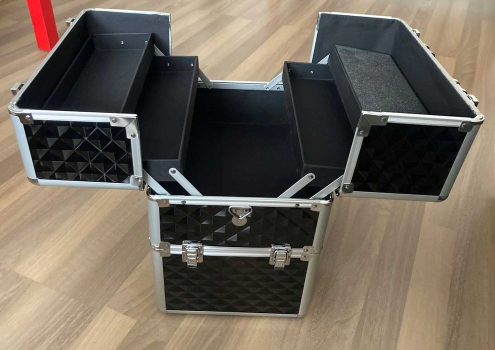 Pojemny Solidny Kuferek Kosmetyczny Na Kosmetyki Lakiery Lampę XL Czarny