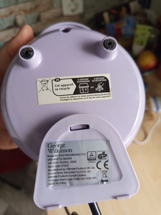 Вафельниця-міні 300грн