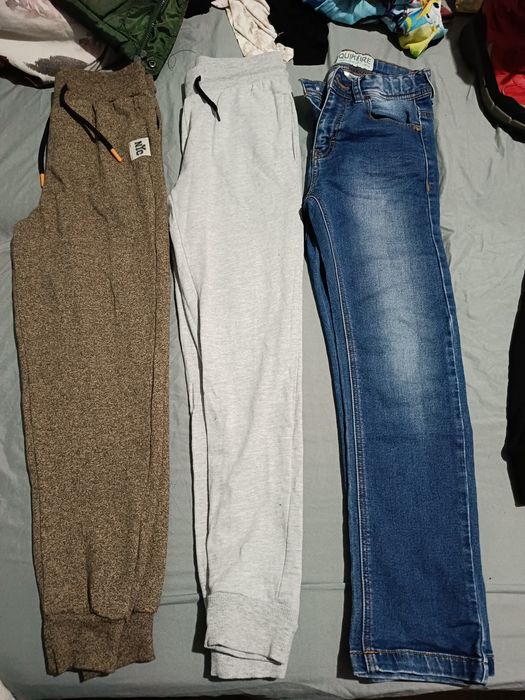 Spodnie, bluzki, kurtka,buty 146 cm