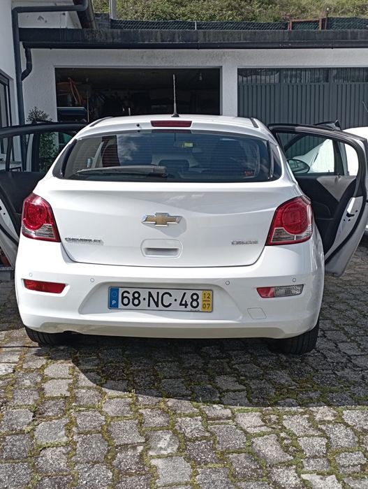 Carro 5 lugares como novo