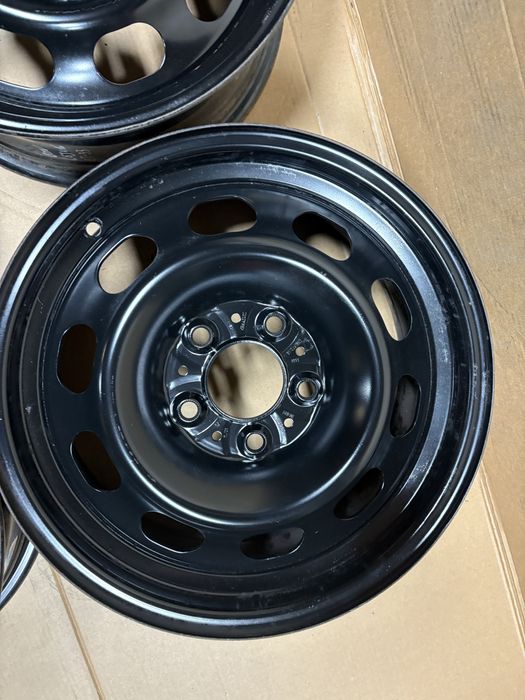 5x120 BMW 6,5Jx16 IS33 felgi stalowe 72,6 BMW e87 e90 e91 e92