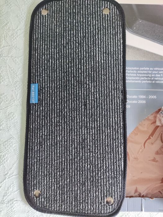 Tapete para degrau cabine Fiat Ducato
