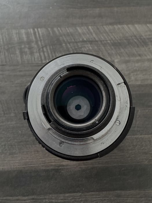 Zoom arsat 80-200 обьектив на nikon
