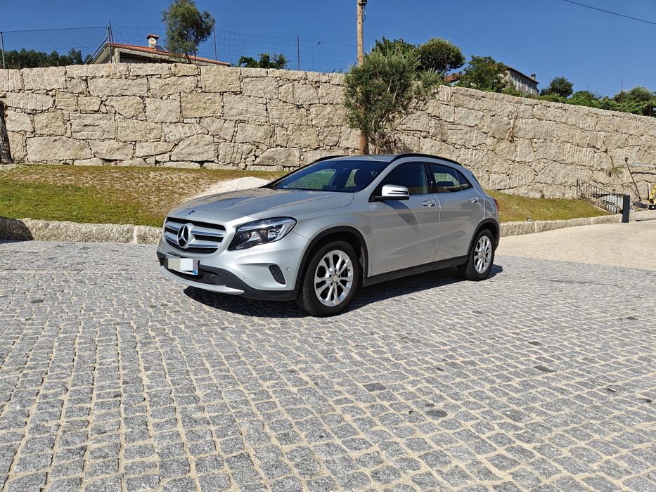 Mercedes Benz GLA 180