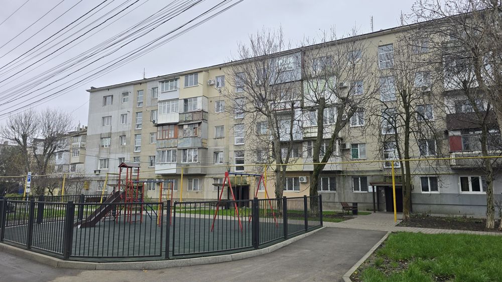 Хлебодарское, Продам квартиру 33 кв. Хрущёвка, 4 этаж, балкон