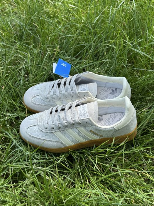 Кросівки жіночі Adidas Handball Spezial